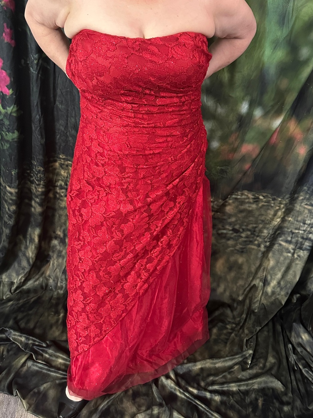 Deb 16W Strapless Red Lace Vintage Evening Dress for Prom or Homecoming
